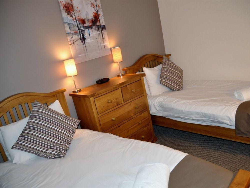 The Chequers Inn Cassington Buitenkant foto