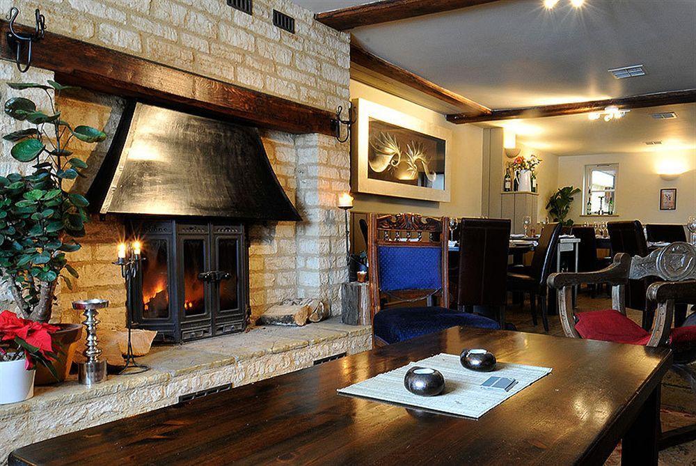 The Chequers Inn Cassington Buitenkant foto