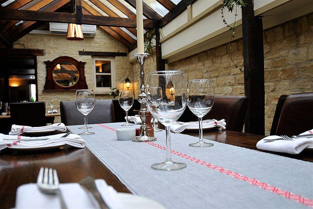 The Chequers Inn Cassington Buitenkant foto